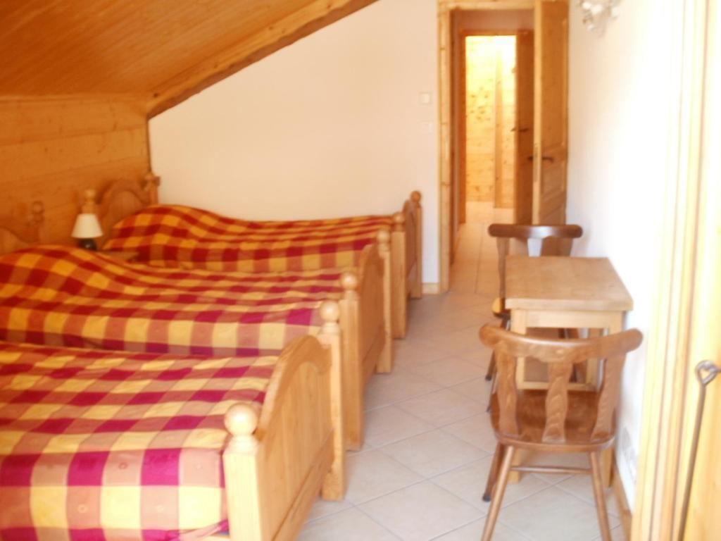Chambre D'Hote La Petite Bergerie Ла-Шапель-д'Абонданс Номер фото